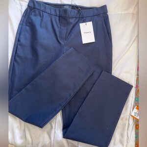 NWT Theory Women’s Thaniel Twill Slim-Fit Crop Pants in Navy Blue Size 2